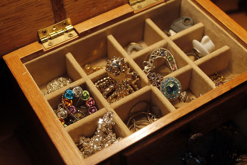 Storing Your Jewelry
