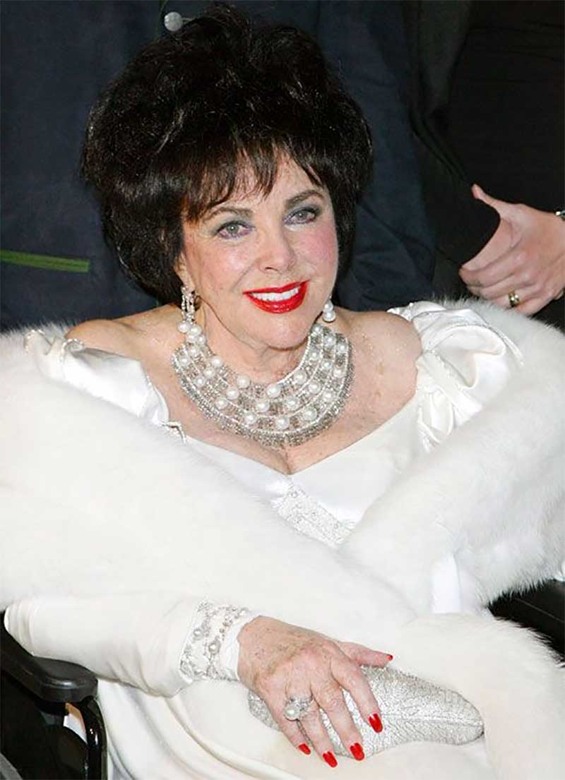 Elizabeth Taylor in 2007