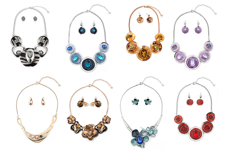 Dazzling necklace and earring sets