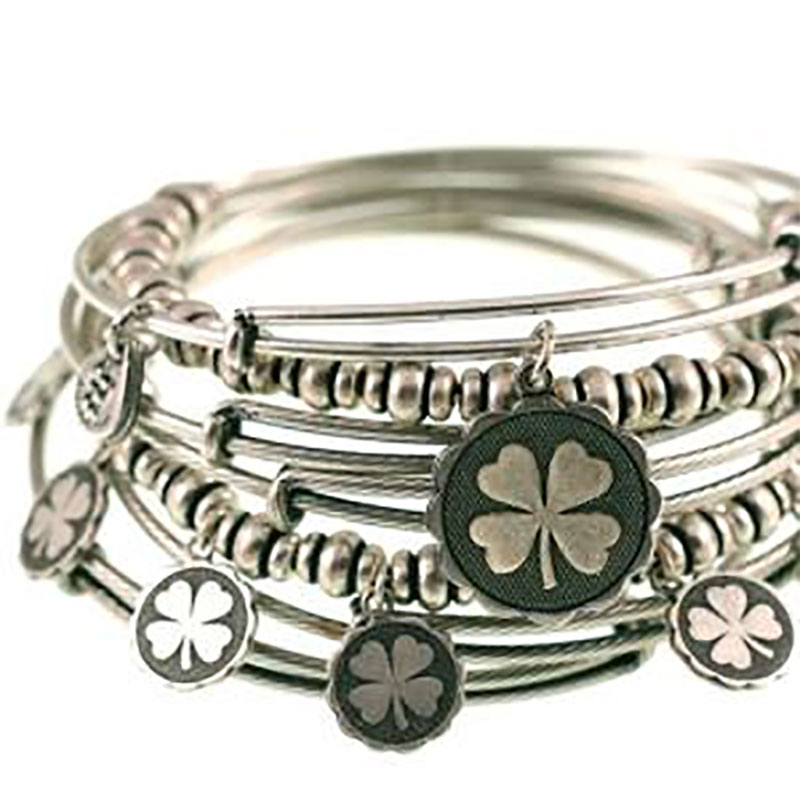 Luck Expandable Wire Bangle Set