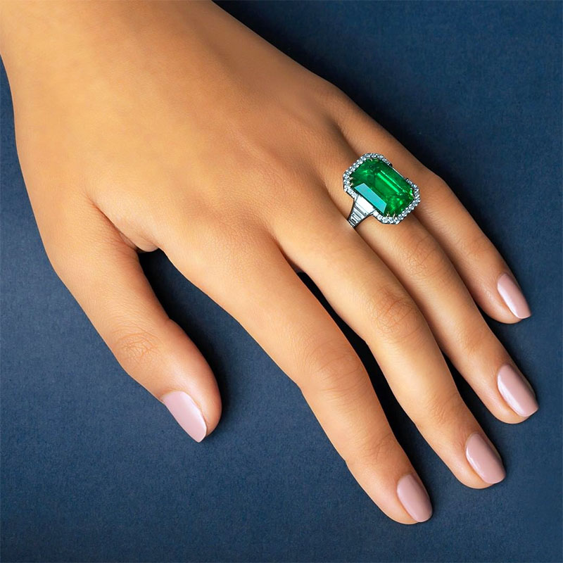 emerald gemstones